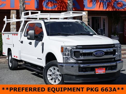 Used 2021 Ford F350 XLT image 2