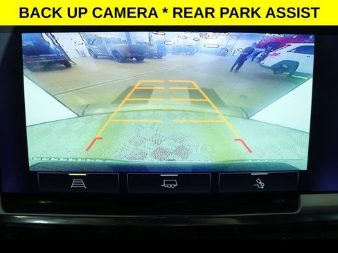 Used 2023 Chevrolet Silverado 1500 LT w/ Convenience Package II image 9