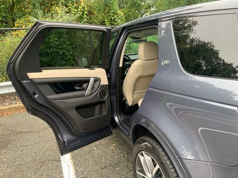 Certified 2025 Land Rover Discovery Sport S image 15