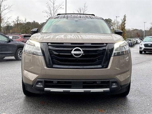 Used 2023 Nissan Pathfinder Platinum w/ Lighting Package (N93) image 8