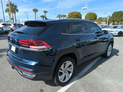 Used 2020 Volkswagen Atlas Cross Sport SE image 6