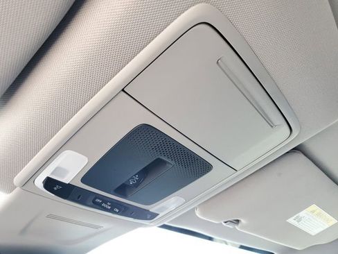 Used 2025 Honda CR-V EX-L image 30