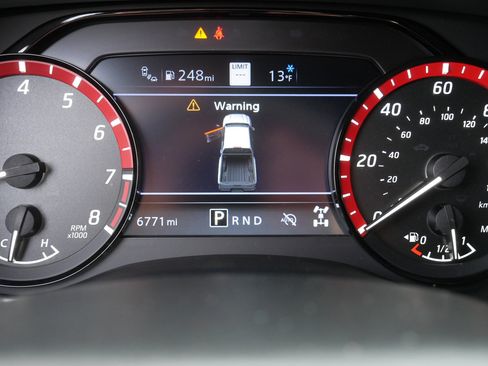 Certified 2024 Nissan Frontier PRO-4X w/ Pro Premium Package image 21