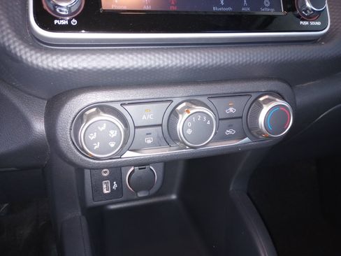 Used 2023 Nissan Kicks S FWD image 21