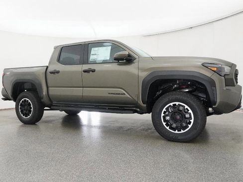 New 2026 Toyota Tacoma TRD Off-Road AWD/4WD image 31