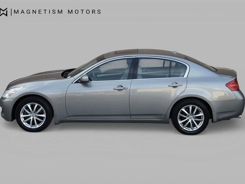Used 2008 INFINITI G35 x Sedan w/ Premium Pkg image 2