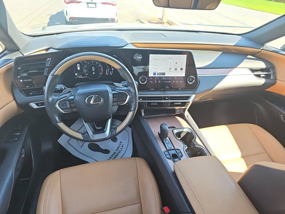 Used 2024 Lexus RX 350 Premium w/ Accessory Package AWD/4WD image 3