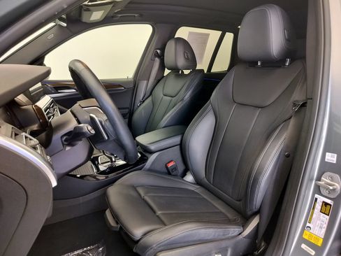 Used 2024 BMW X3 sDrive30i w/ Convenience Package RWD image 9