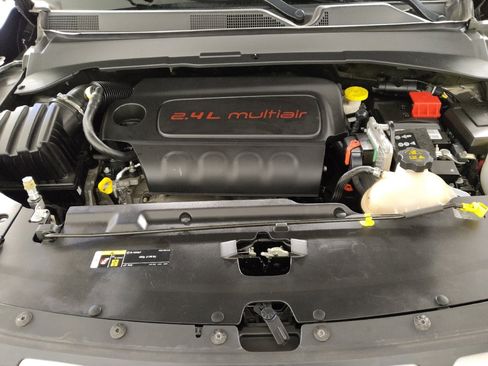 Used 2022 Jeep Compass Latitude w/ Sun and Sound Group image 30