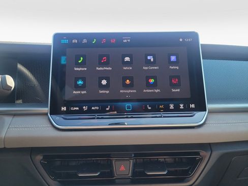 New 2026 Volkswagen Tiguan SE R-Line image 17