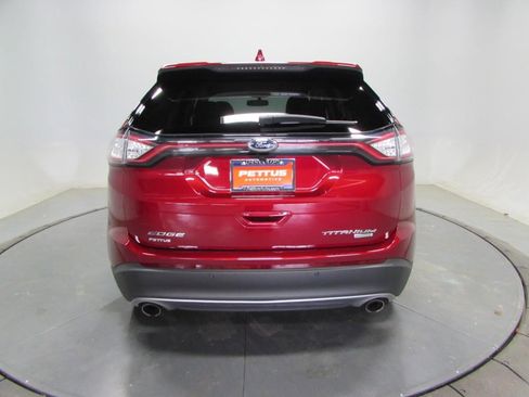 Used 2018 Ford Edge Titanium w/ Technology Package FWD image 6