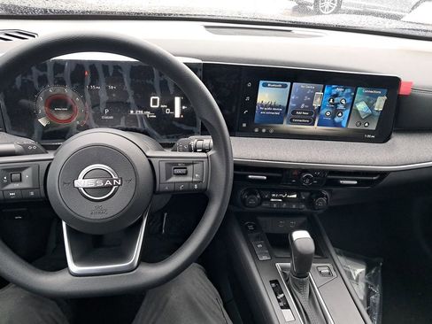 New 2026 Nissan Kicks SV w/ Cold Weather Package image 13