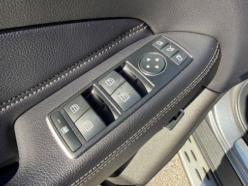 Used 2018 Mercedes-Benz GLE 350 4MATIC image 13