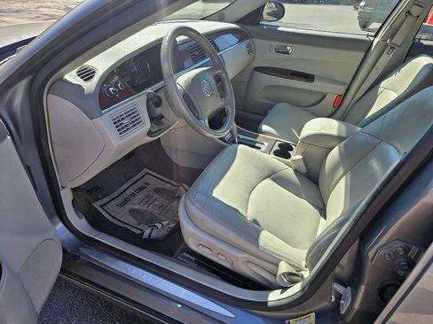 Used 2009 Buick LaCrosse CXL w/ Driver Confidence Package FWD image 11
