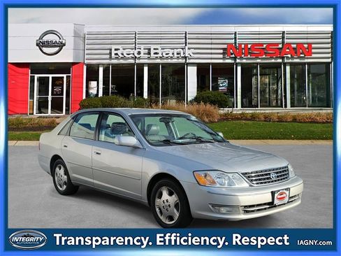 Used 2004 Toyota Avalon image 1