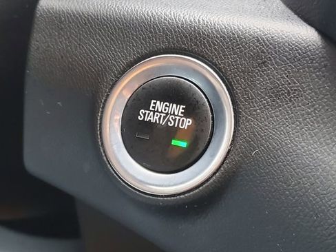 Used 2019 GMC Terrain SLE image 16