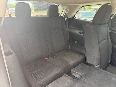 Used 2018 Dodge Journey SE w/ Popular Equipment Group FWD image 18