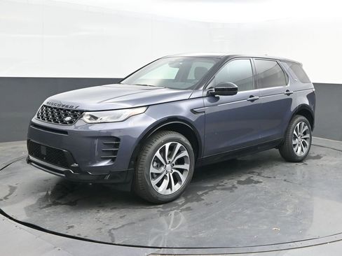 Used 2025 Land Rover Discovery Sport Dynamic SE image 1