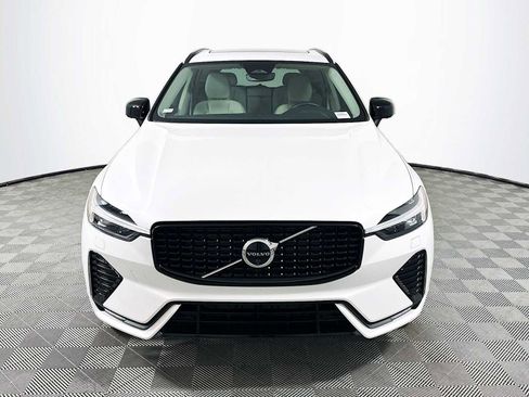 Certified 2025 Volvo XC60 B5 Plus w/ Protection Package Premier image 2