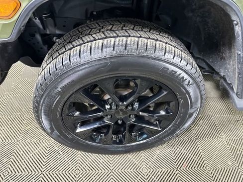 Used 2023 Jeep Wrangler Unlimited Sahara w/ Cold Weather Group image 9