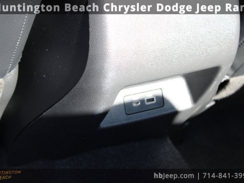 Used 2024 Nissan Altima 2.5 SR image 32