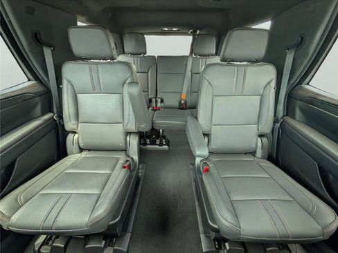 Used 2023 Chevrolet Tahoe RST w/ RST Performance Edition AWD/4WD image 28