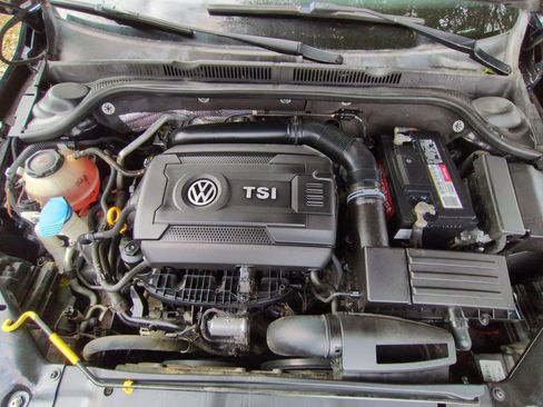 Used 2018 Volkswagen Jetta Sport image 11