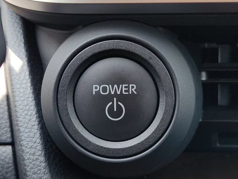 Used 2025 Toyota Prius Plug-In Hybrid FWD image 23