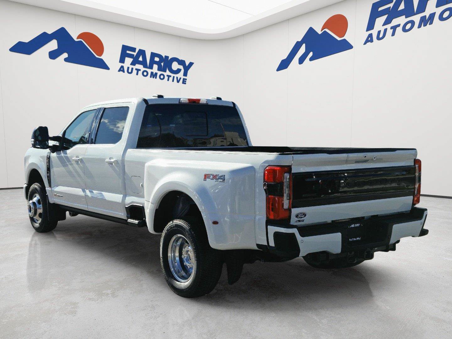 New 2027 Ford F350 Lariat w/ Black Appearance Package AWD/4WD image 7