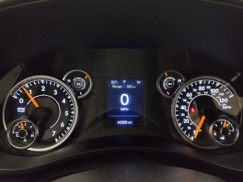 Used 2020 RAM 2500 Tradesman AWD/4WD image 23
