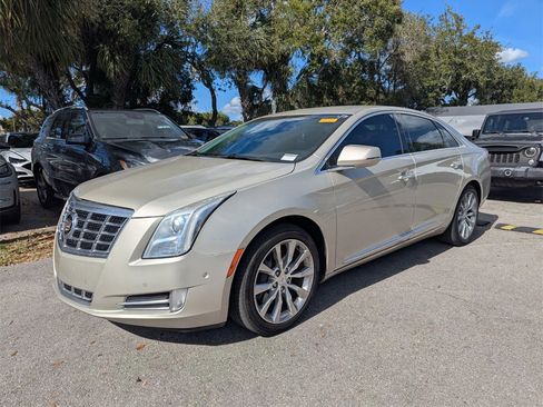 Used 2015 Cadillac XTS Luxury image 3