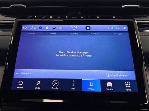 Used 2023 Jeep Grand Cherokee Overland w/ Luxury Tech Group IV AWD/4WD image 23