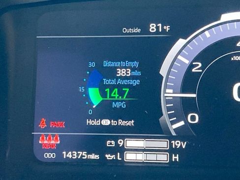 Used 2024 Toyota Tundra Limited AWD/4WD image 14