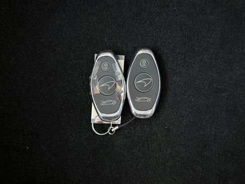 Used 2017 McLaren 570S Coupe image 39