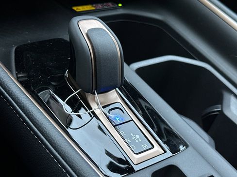 Certified 2025 Toyota Grand Highlander AWD Hybrid image 29