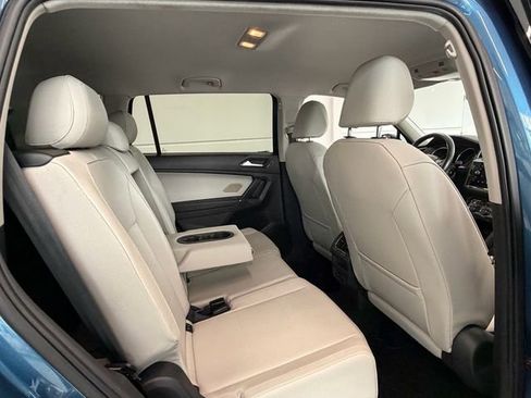 Used 2018 Volkswagen Tiguan SE FWD image 15