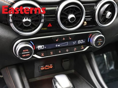 Used 2023 Nissan Sentra SR w/ SR Premium Package image 20