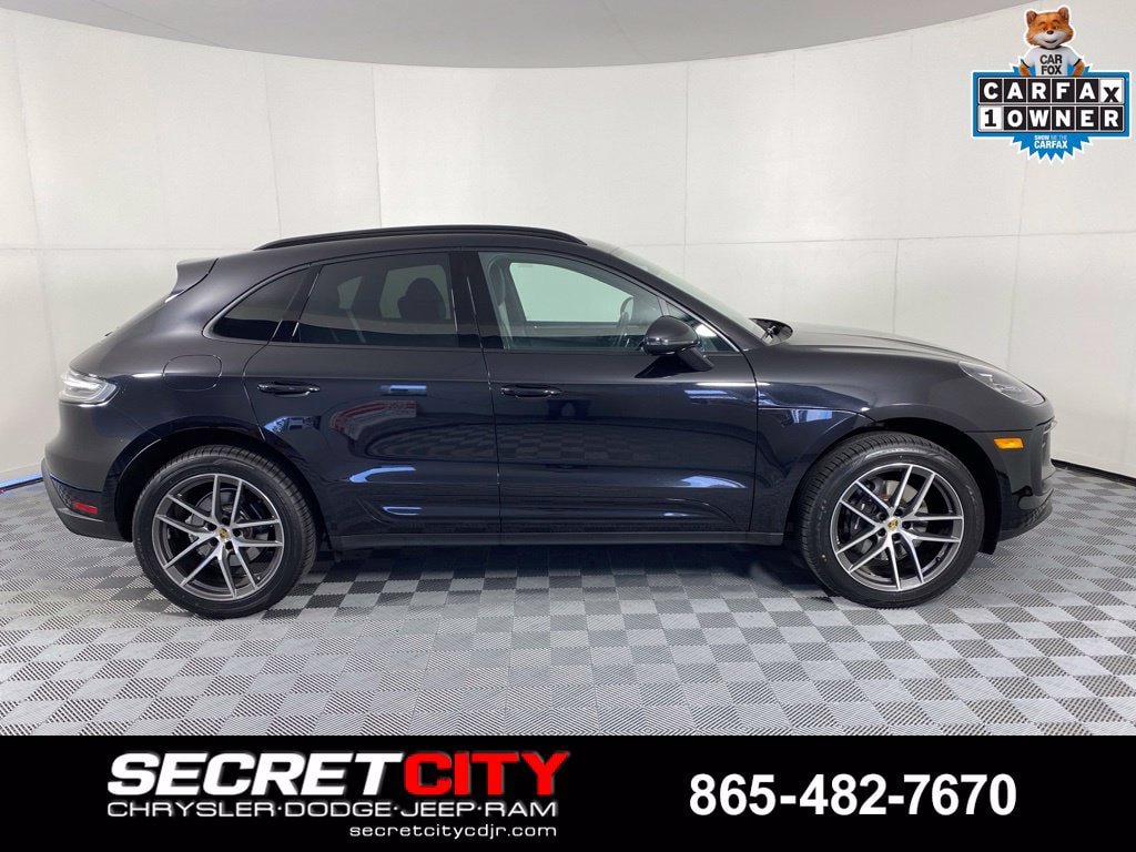 Used 2023 Porsche Macan AWD/4WD image 8