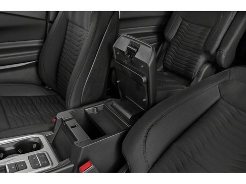 Used 2022 Ford Explorer XLT w/ Equipment Group 202A image 9