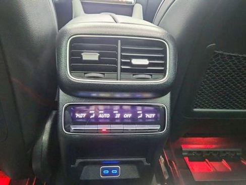 Used 2025 Mercedes-Benz GLS 450 4MATIC image 45