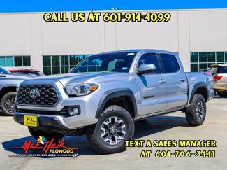 Used 2020 Toyota Tacoma TRD Off-Road w/ Advanced Technology Package video 1