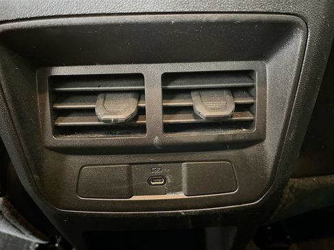 Used 2025 Chevrolet Colorado LT w/ Advanced Trailering Package AWD/4WD image 25