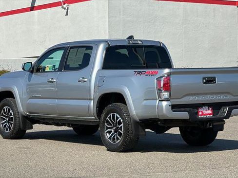 Certified 2022 Toyota Tacoma TRD Sport w/ Technology Package AWD/4WD image 7