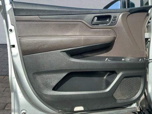 Used 2019 Honda Odyssey EX-L image 10