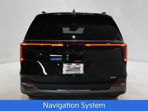 New 2026 Kia Carnival SX Prestige FWD image 5