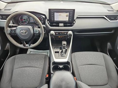 Used 2020 Toyota RAV4 XLE w/ Convenience Package image 18