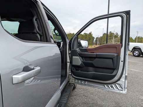 Used 2022 Ford F150 Lariat w/ Equipment Group 502A High image 62