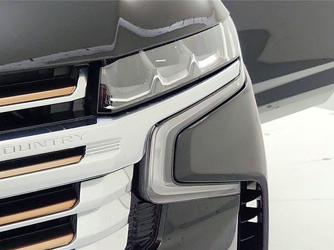 Used 2023 Chevrolet Tahoe High Country AWD/4WD image 42