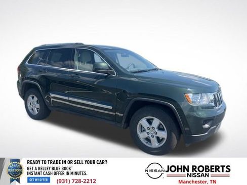 Used 2011 Jeep Grand Cherokee Laredo w/ Trailer Tow Group AWD/4WD image 1