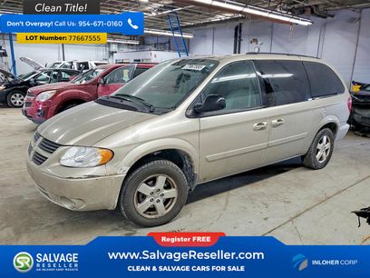 Used 2007 Dodge Grand Caravan SXT w/ Leather Interior Group